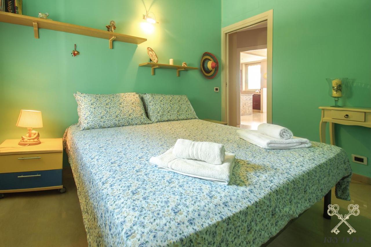 Sunny House Apartment Diano d'Alba Bagian luar foto